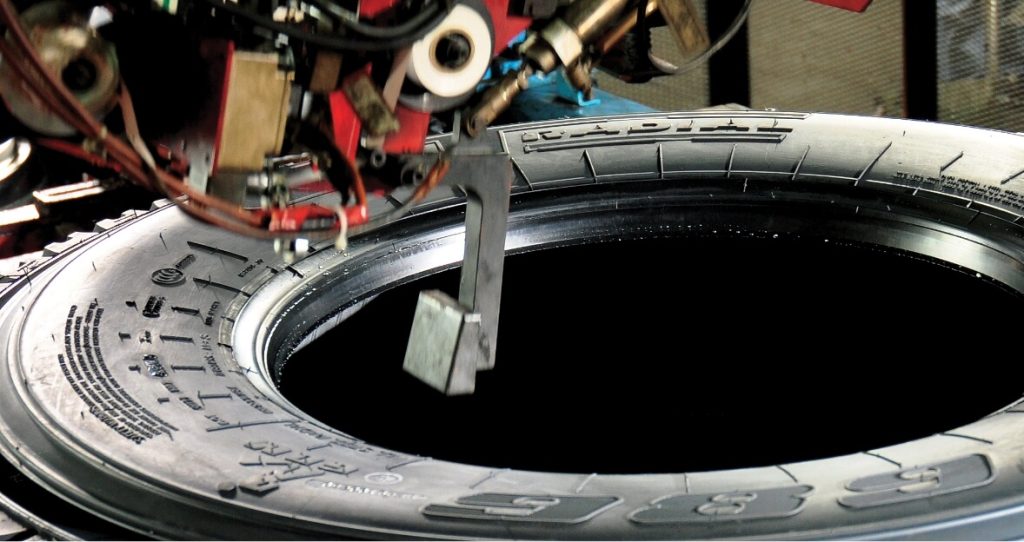 لاستیک جی تی رادیال FE2 سایز 185/60R14